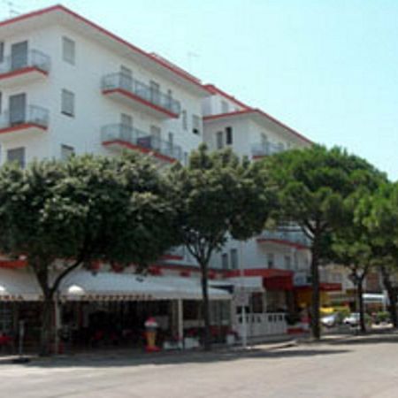 Hotel Reno Лидо ди Йезоло Екстериор снимка