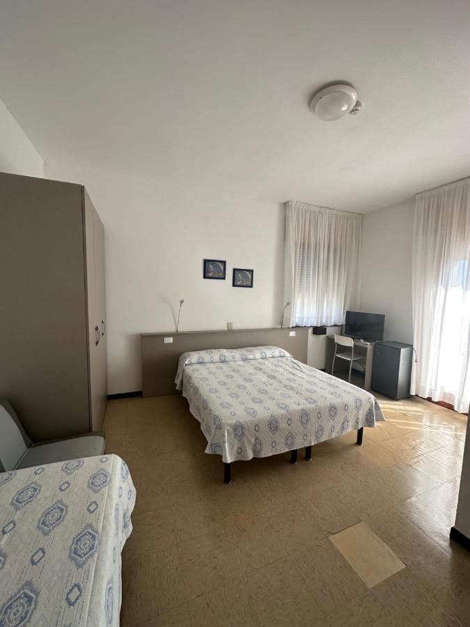 Hotel Reno Лидо ди Йезоло Екстериор снимка