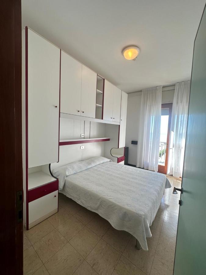 Hotel Reno Лидо ди Йезоло Екстериор снимка